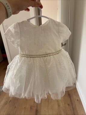 Elegant White Pearl-Trim Lace Party Dress for Girls